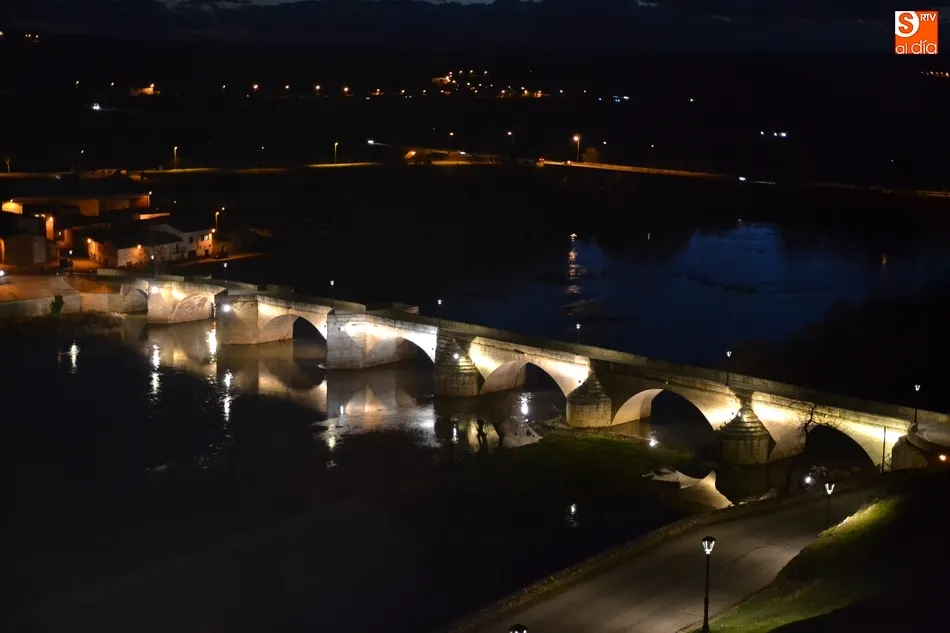 Foto 7 - Ya est&aacute; operativa la nueva iluminaci&oacute;n de La Bater&iacute;a de la Muralla y sus accesos  