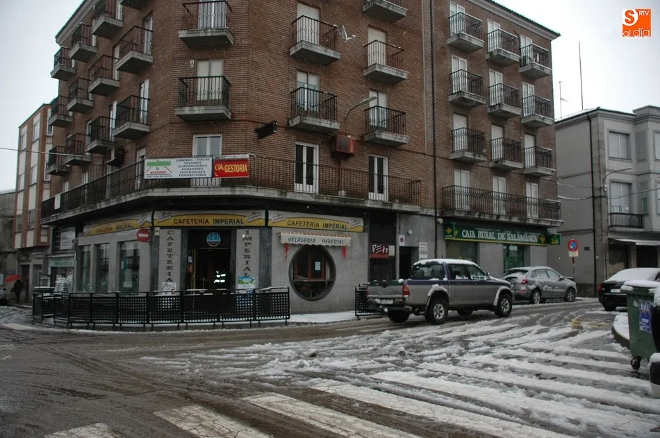 Foto 6 - La nieve sorprende en las Arribes con 12 cent&iacute;metros de espesor en Vitigudino  