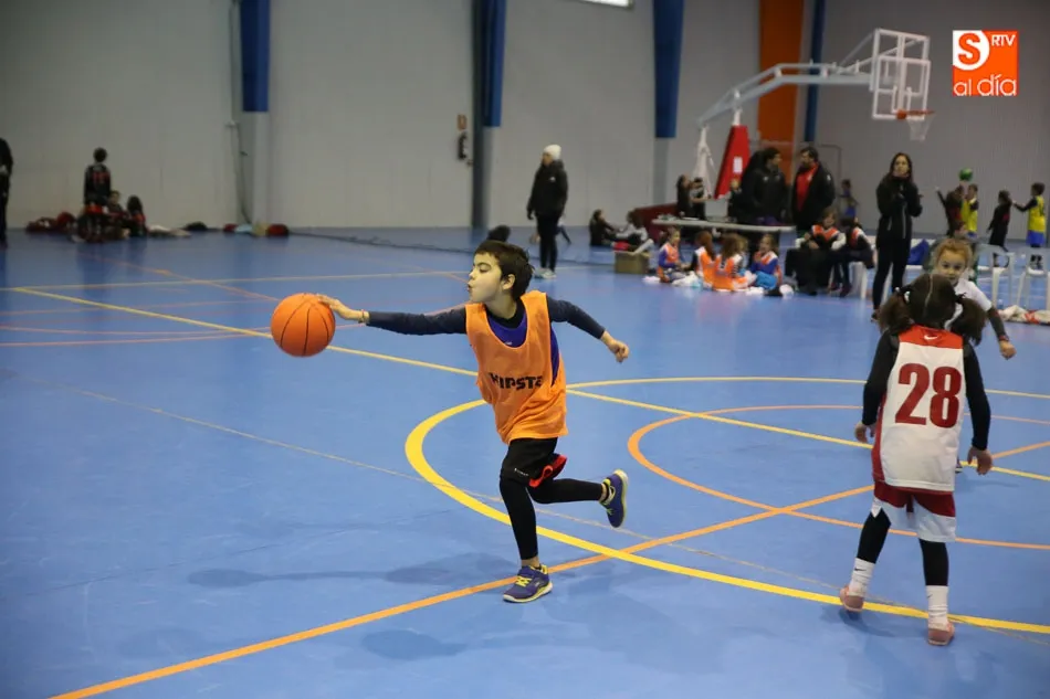 Foto 8 - Cabrerizos acoge la sexta jornada del PequeBasket Caja Rural