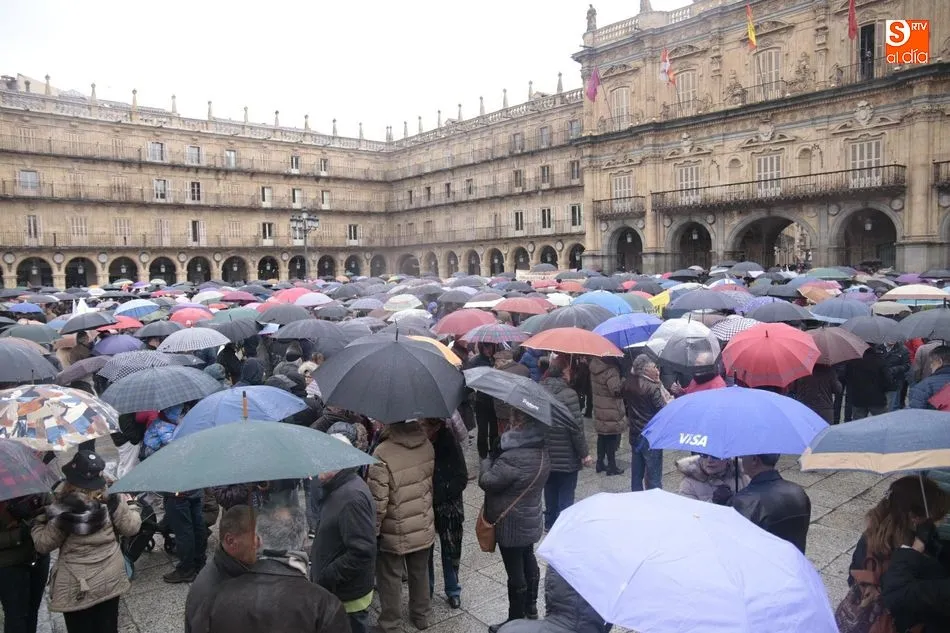 Más de 2.000 pensionistas salen a la calle por unas pensiones dignas