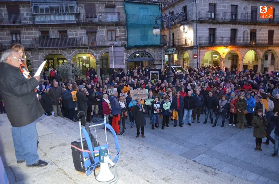 Foto 10 - El movimiento de los pensionistas, imparable en las calles de B&eacute;jar  