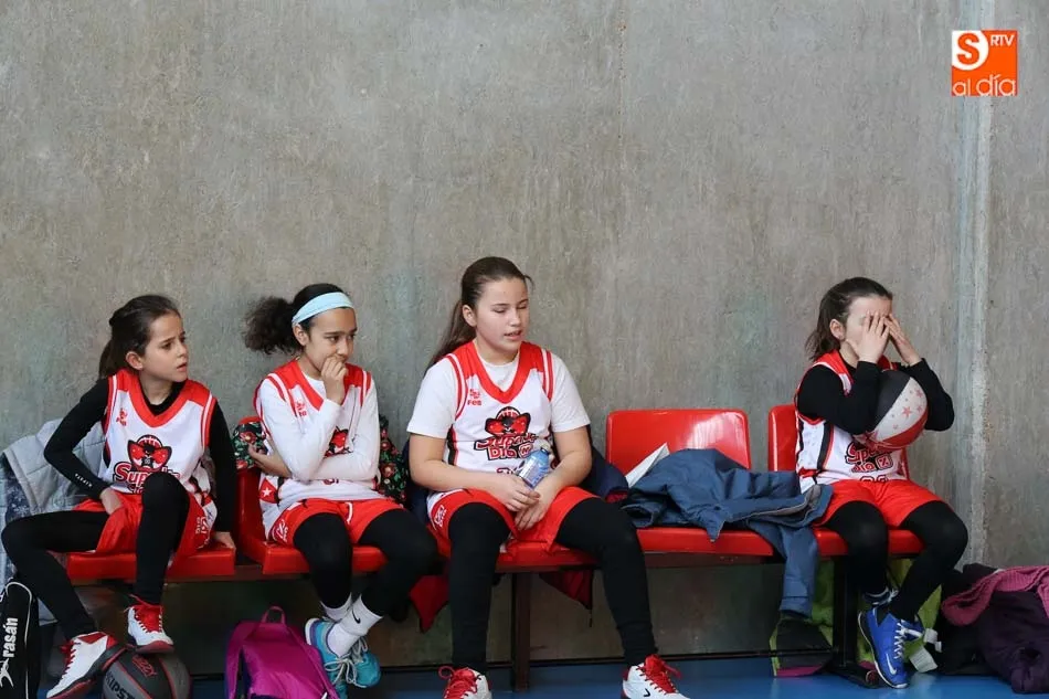 Foto 9 - Tres equipos de Maristas pasan a la fase Regional de la Superliga Dia