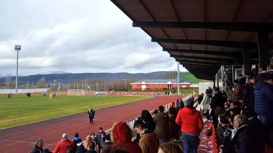 Unionistas recupera el liderazgo a falta de ocho jornadas por disputar 