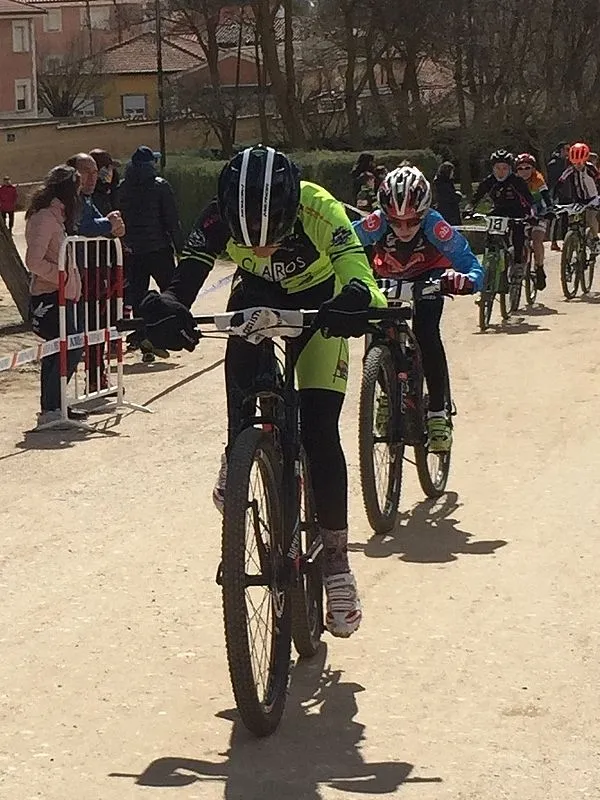 Foto 5 - La Escuela de Ciclismo Bejarana hace un buen papel en Aranda de Duero