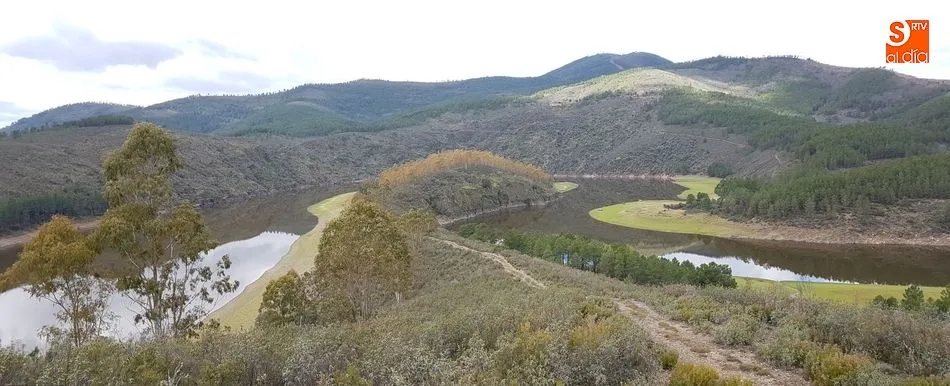 Foto 7 - La Ruta de los Meandros vuelve a encandilar a los amantes del senderismo