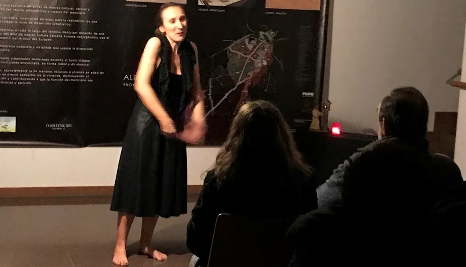 Foto 7 - El microteatro convence al p&uacute;blico de la localidad de Aldeatejada