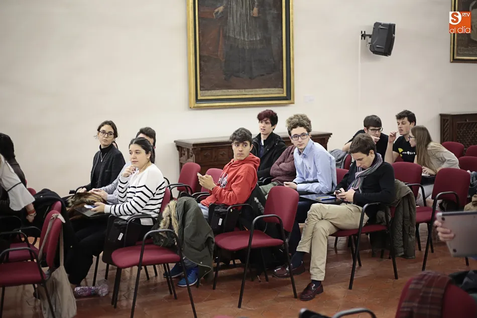 Foto 5 - El Trofeo Rector de Debate mostrar&aacute; la capacidad dial&eacute;ctica de los universitarios