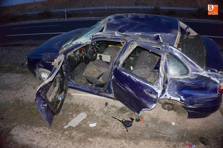 Foto 5 - Una salida de v&iacute;a en la A-66 se salda con una mujer herida leve