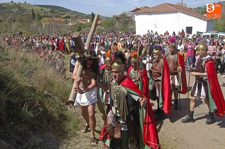 Serradilla del Arroyo vive la Pasión ante la mirada de miles de visitantes / Foto: Adrián Martín