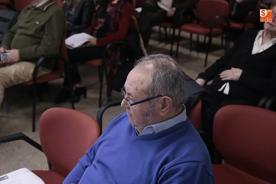 Foto 5 - El Poeta Antonio Merayo pone el ancla en Salamanca para un encuentro literario