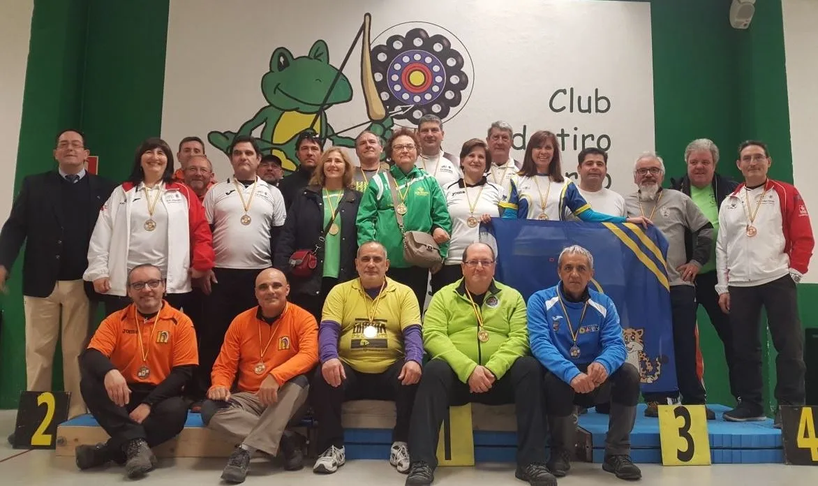 ArcoMiróbriga suma dos platas y un bronce en el Regional de Veteranos en Sala  
