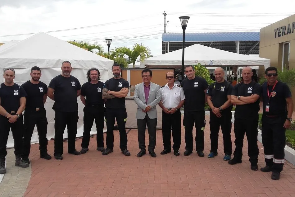 Foto 6 - Manuel Gallego participa junto a Bomberos Sin Fronteras en la entrega 1500 kg de material en...