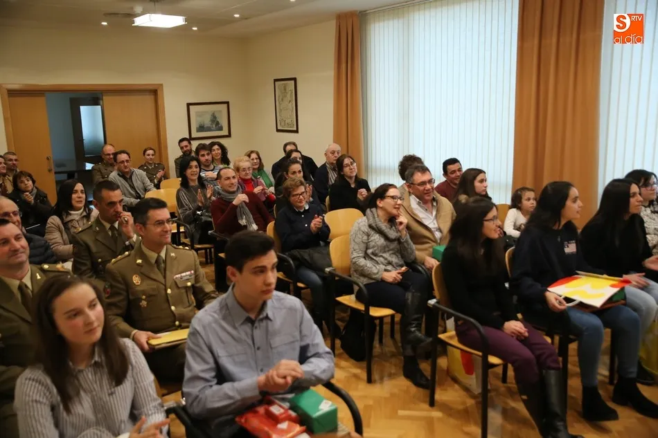 Foto 2 - Iris Guinaldo Alba, del IES Ramos del Manzano, logra uno de los premios en &lsquo;Carta a un militar...