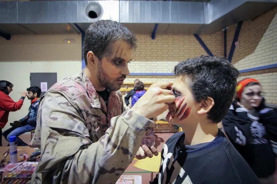 Foto 4 - Alba de Tormes vivir&aacute; una invasi&oacute;n zombie el pr&oacute;ximo 28 de abril