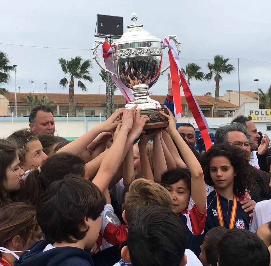 Foto 3 - Las charras Adriana, &Aacute;ngela y Sara, subcampeonas de Espa&ntilde;a con Castilla y Le&oacute;n