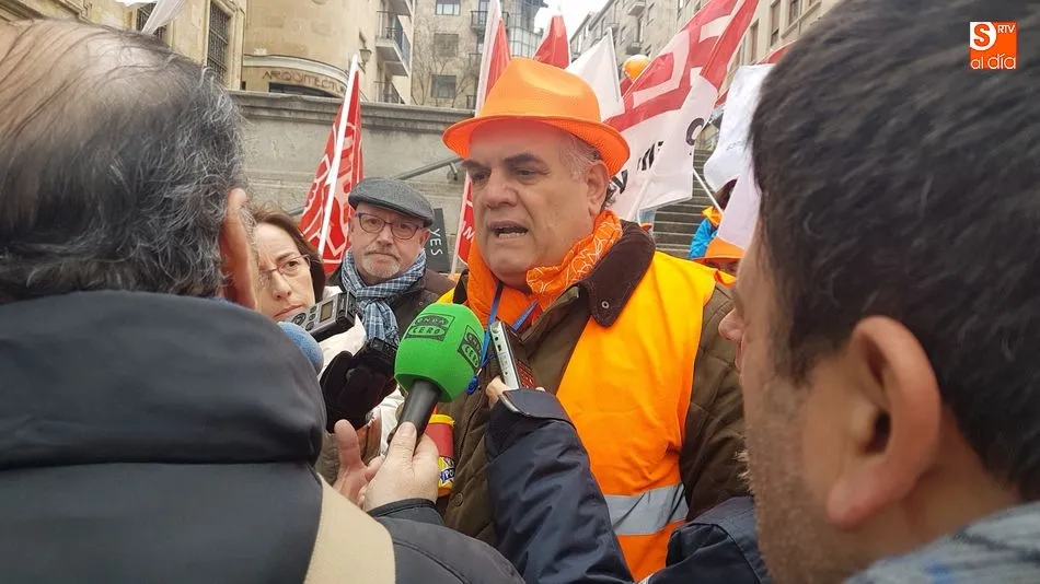 Foto 5 - Denuncian el deterioro de los Servicios Sociales y la incapacidad de la gerencia para dialogar&nbsp;&nbsp;