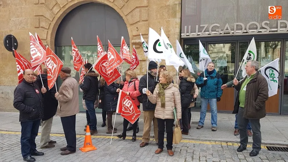 Foto 4 - Los funcionarios de Justicia amenazan con la huelga si el ministro no se sienta a negociar