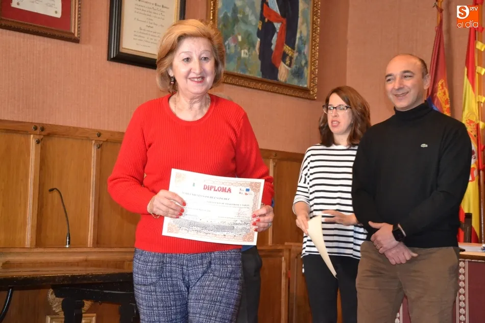 Foto 11 - Clausurada la primera tanda de cursos de inform&aacute;tica, que han contado con 55 alumnos  