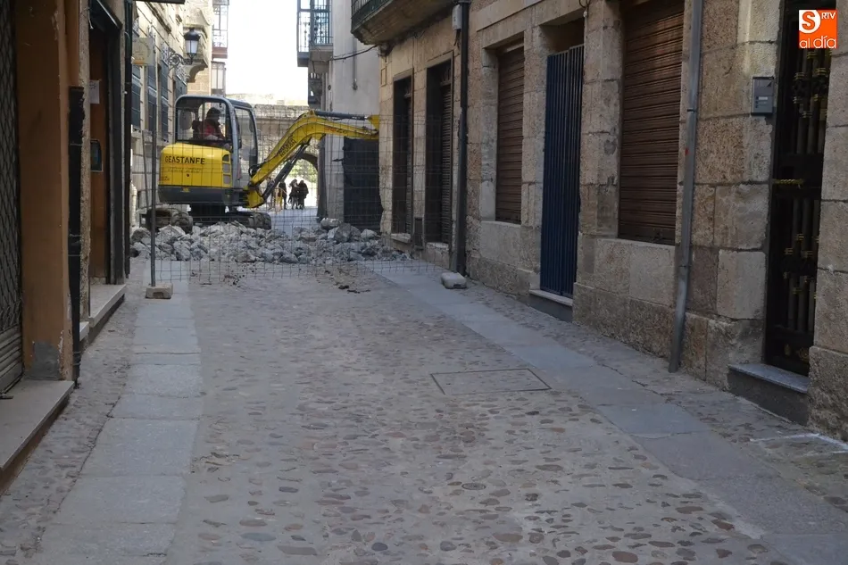 Foto 9 - Las obras de la calle Madrid llegan a su punto m&aacute;s conflictivo  