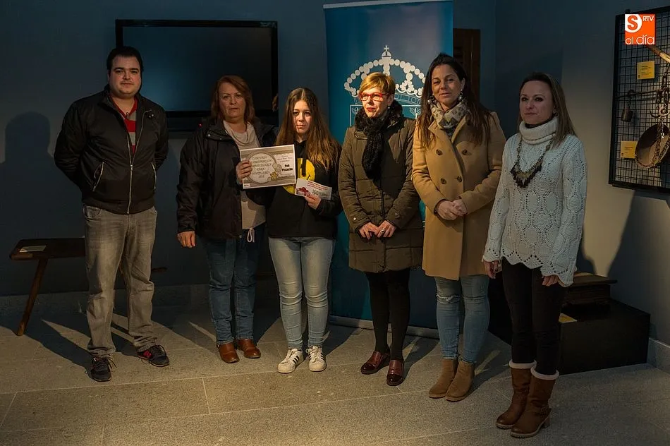Foto 5 - El Ayuntamiento entrega los premios del concurso de decoraci&oacute;n de carnaval para hosteleros