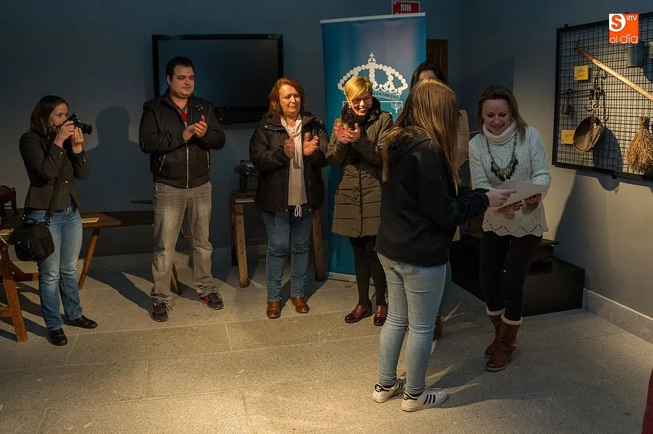 Foto 2 - El Ayuntamiento entrega los premios del concurso de decoraci&oacute;n de carnaval para hosteleros
