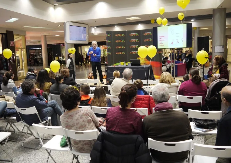 Foto 10 - El Tormes celebra el D&iacute;a de la Felicidad