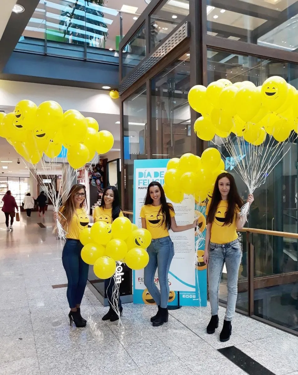 Foto 3 - El Tormes celebra el D&iacute;a de la Felicidad