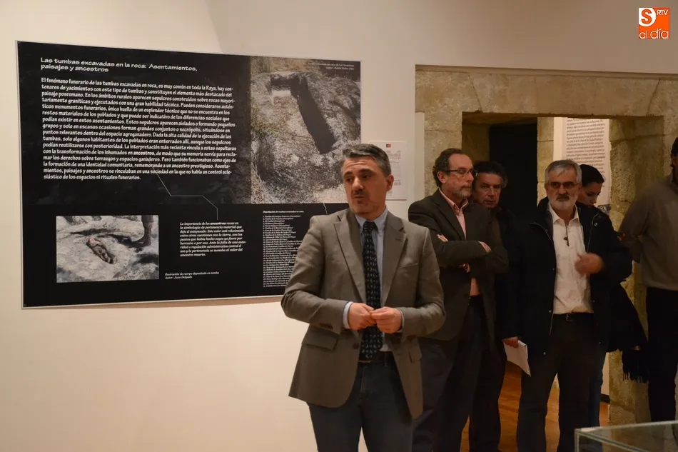 Foto 4 - Una muestra de envergadura ilumina el &lsquo;tiempo de oscuridad&rsquo; posromano en La Raya  