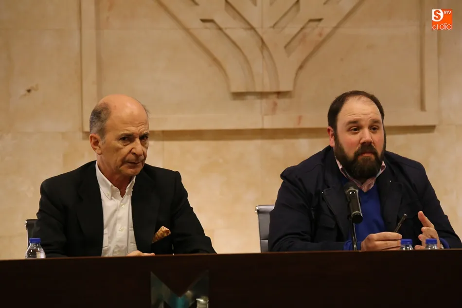 Foto 5 - El papel de la econom&iacute;a en los medios de comunicaci&oacute;n a escena