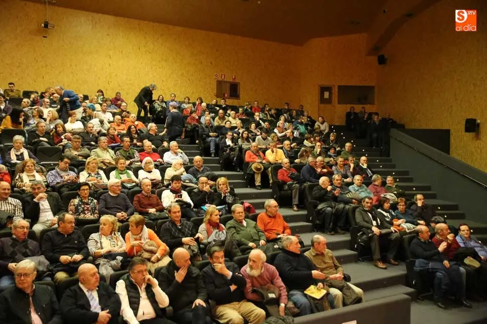 Foto 10 - Charla sobre las pensiones de Joaqu&iacute;n Merch&aacute;n en El Charro