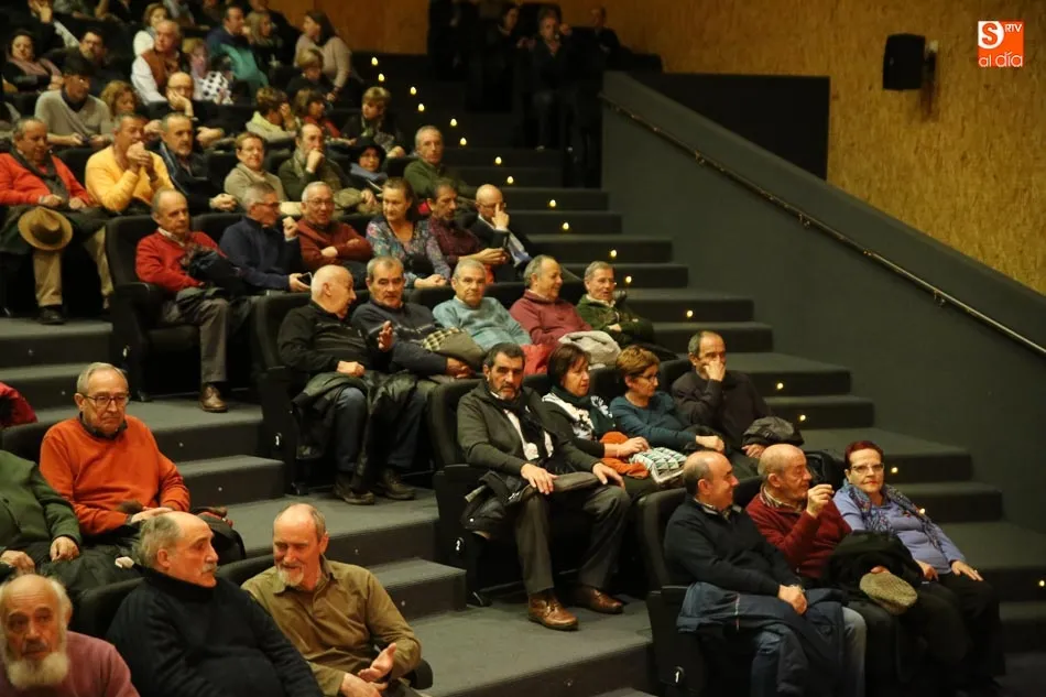 Foto 8 - Charla sobre las pensiones de Joaqu&iacute;n Merch&aacute;n en El Charro