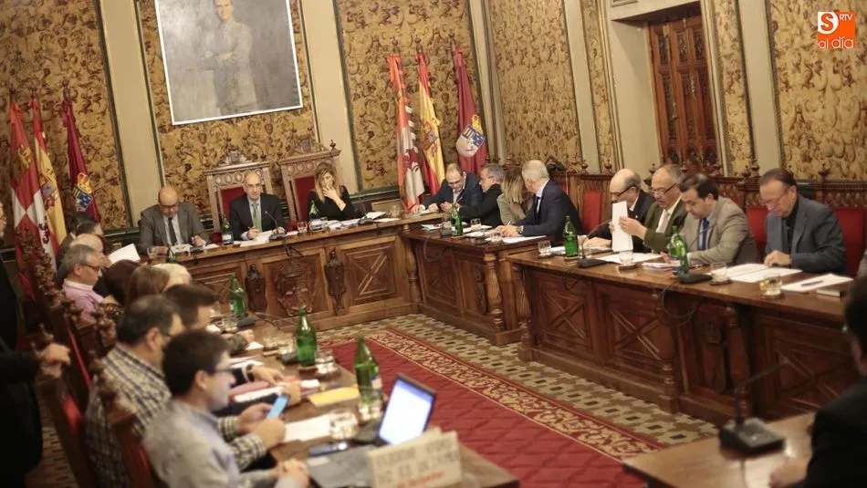 Un momento del pleno ordinario celebrado en la Diputación