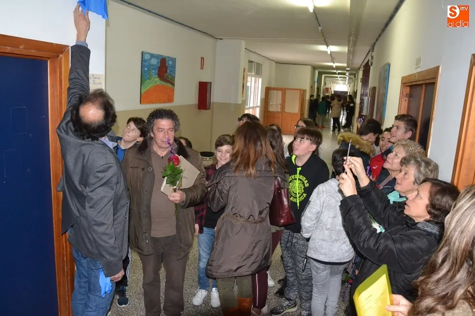 Foto 6 - El IES Fray Diego bautiza sus pasillos con los nombres de mirobrigenses y comarcanas ilustres  