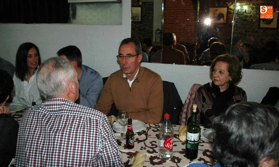 Foto 5 - Emotiva despedida al m&eacute;dico Jos&eacute; Manuel Guarido  