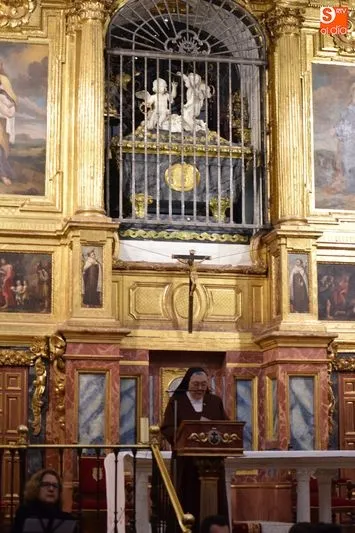 Foto 3 - El preg&oacute;n de Semana Santa corri&oacute; a cargo de la Carmelita Paloma de la Cruz