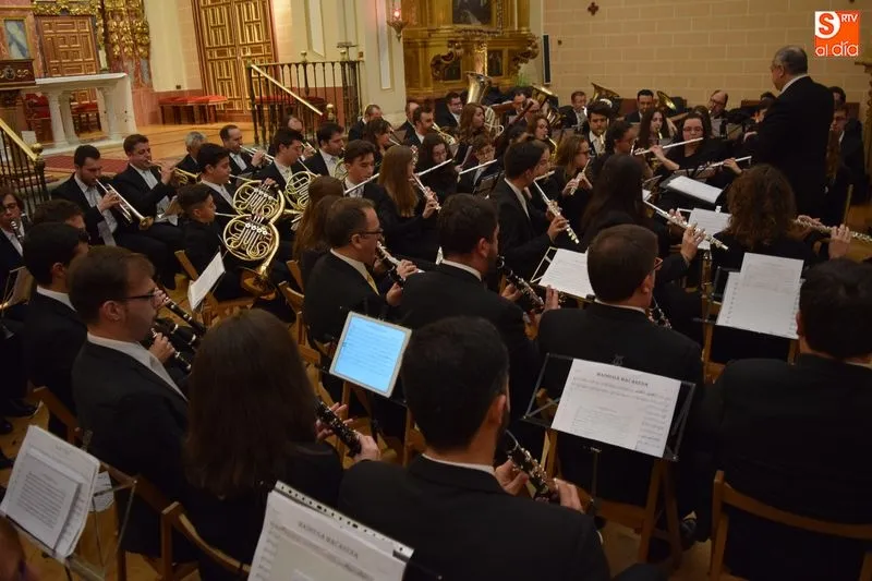 Foto 6 - La Banda de M&uacute;sica pone la banda sonora de la Semana Santa