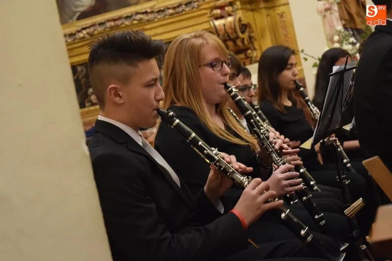 Foto 5 - La Banda de M&uacute;sica pone la banda sonora de la Semana Santa