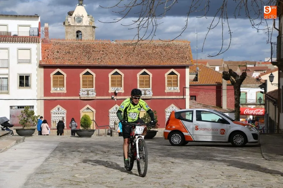 Foto 11 - 70 atletas toman la salida en el III Duatl&oacute;n &lsquo;Villa de Lumbrales&rsquo;  