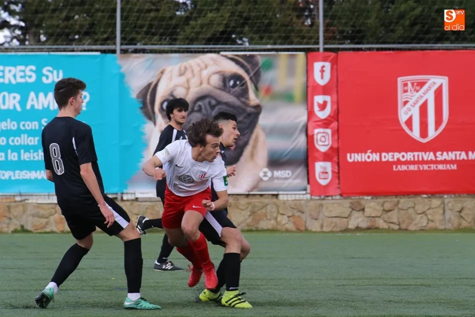Foto 10 - El Santa Marta supera al Pe&ntilde;a y certifica la permanencia matem&aacute;tica en la categor&iacute;a (1-0)
