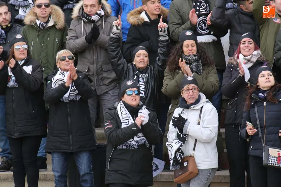 Foto 8 - Unionistas se abona al sufrimiento&hellip; y a la victoria (1-0) y al liderato