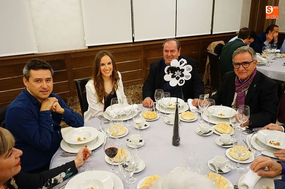 Foto 8 - Los triunfadores de la feria 2017 reciben sus galardones en la IV Gala Taurina de Guijuelo