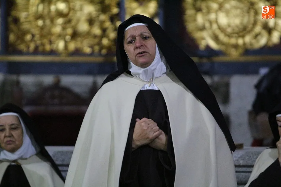 Foto 11 - &lsquo;Teresa, la jardinera de la luz&rsquo; marca el inicio de la Semana Santa en Ledrada