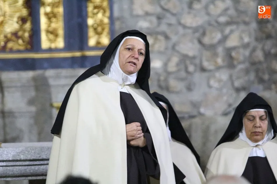 Foto 10 - &lsquo;Teresa, la jardinera de la luz&rsquo; marca el inicio de la Semana Santa en Ledrada