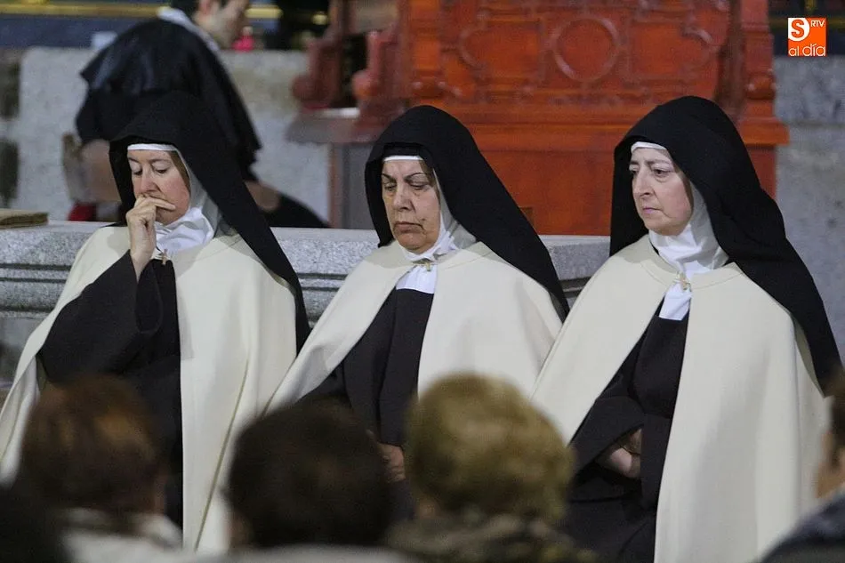 Foto 9 - &lsquo;Teresa, la jardinera de la luz&rsquo; marca el inicio de la Semana Santa en Ledrada