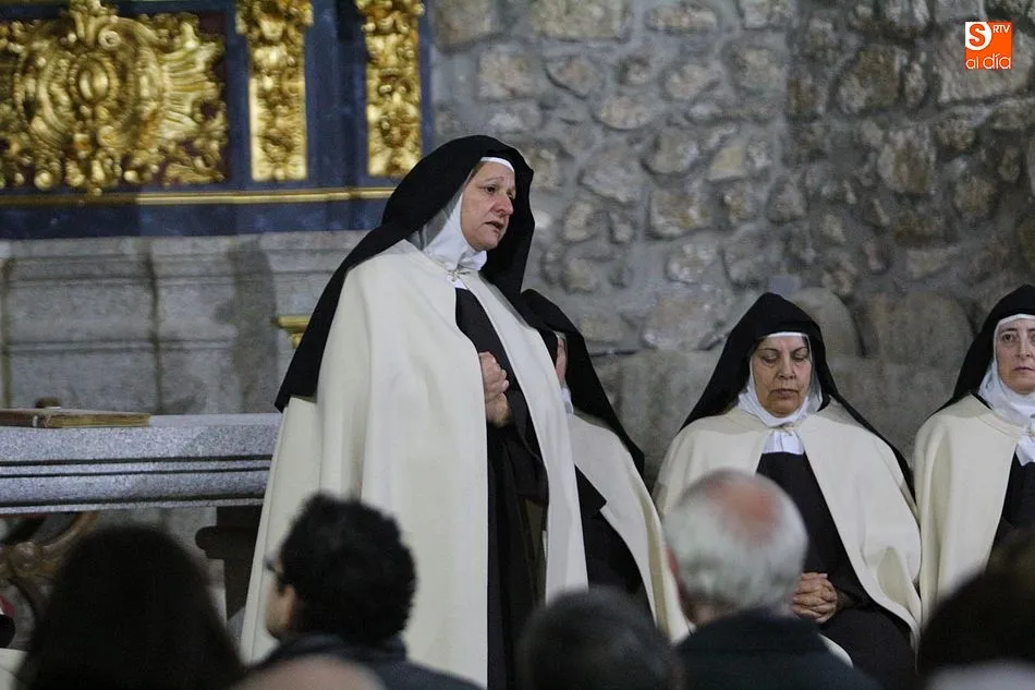 Foto 2 - &lsquo;Teresa, la jardinera de la luz&rsquo; marca el inicio de la Semana Santa en Ledrada