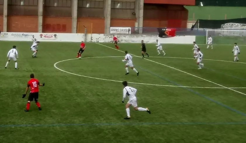 Foto 4 - Otra remontada permite al Ciudad Rodrigo finiquitar su d&eacute;cada sin ganar en B&eacute;jar  