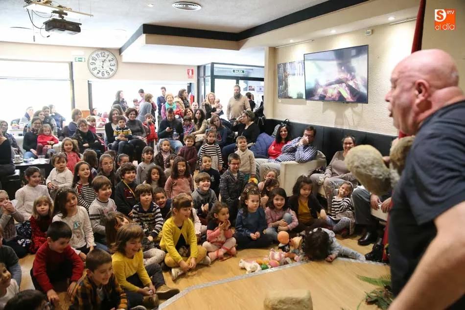 Foto 3 - Las narraciones de Fernando Salda&ntilde;a vuelven a conquistar al p&uacute;blico infantil