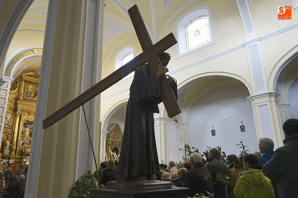 Foto 10 - El Domingo de Ramos se vive con pasi&oacute;n en la villa