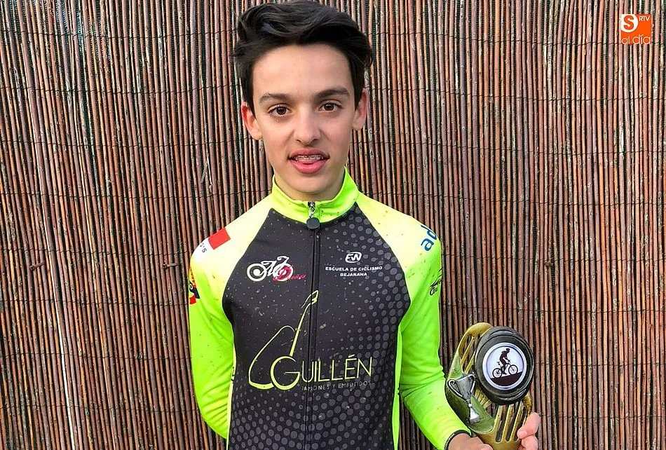 Rodrigo Hernández vuelve a colgarse una medalla en el Open BTT de Castilla y León. Fotos: EC Bejarana Ibéricos Guillén