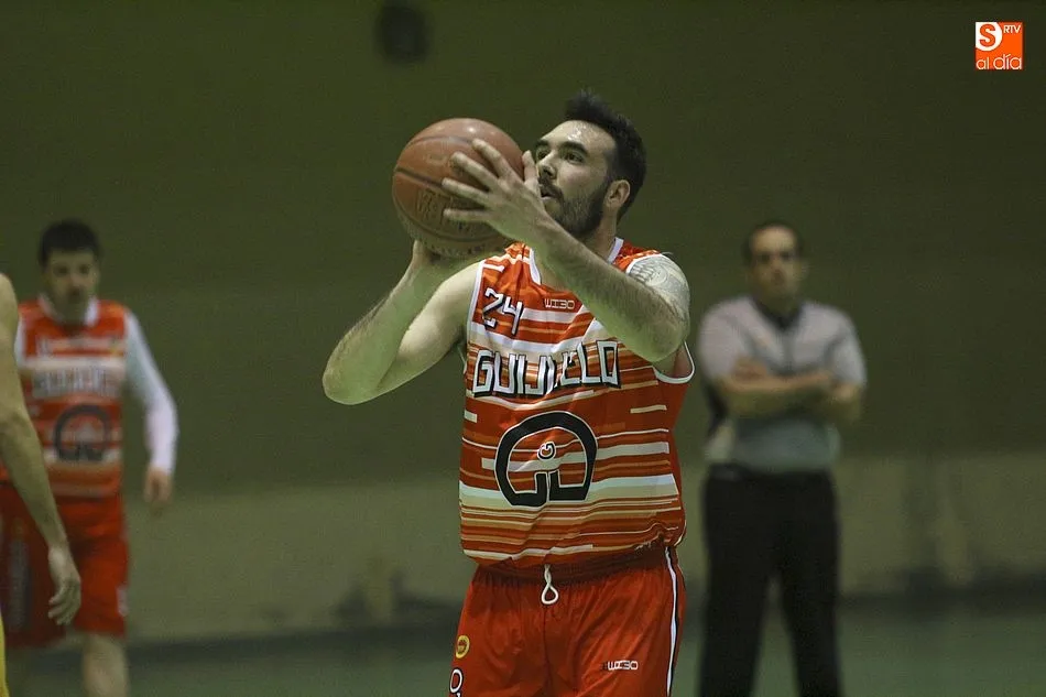 Foto 9 - El Guijuelo DOP inicia el playoff con derrota ante el Santa Marta Doze (56-69)